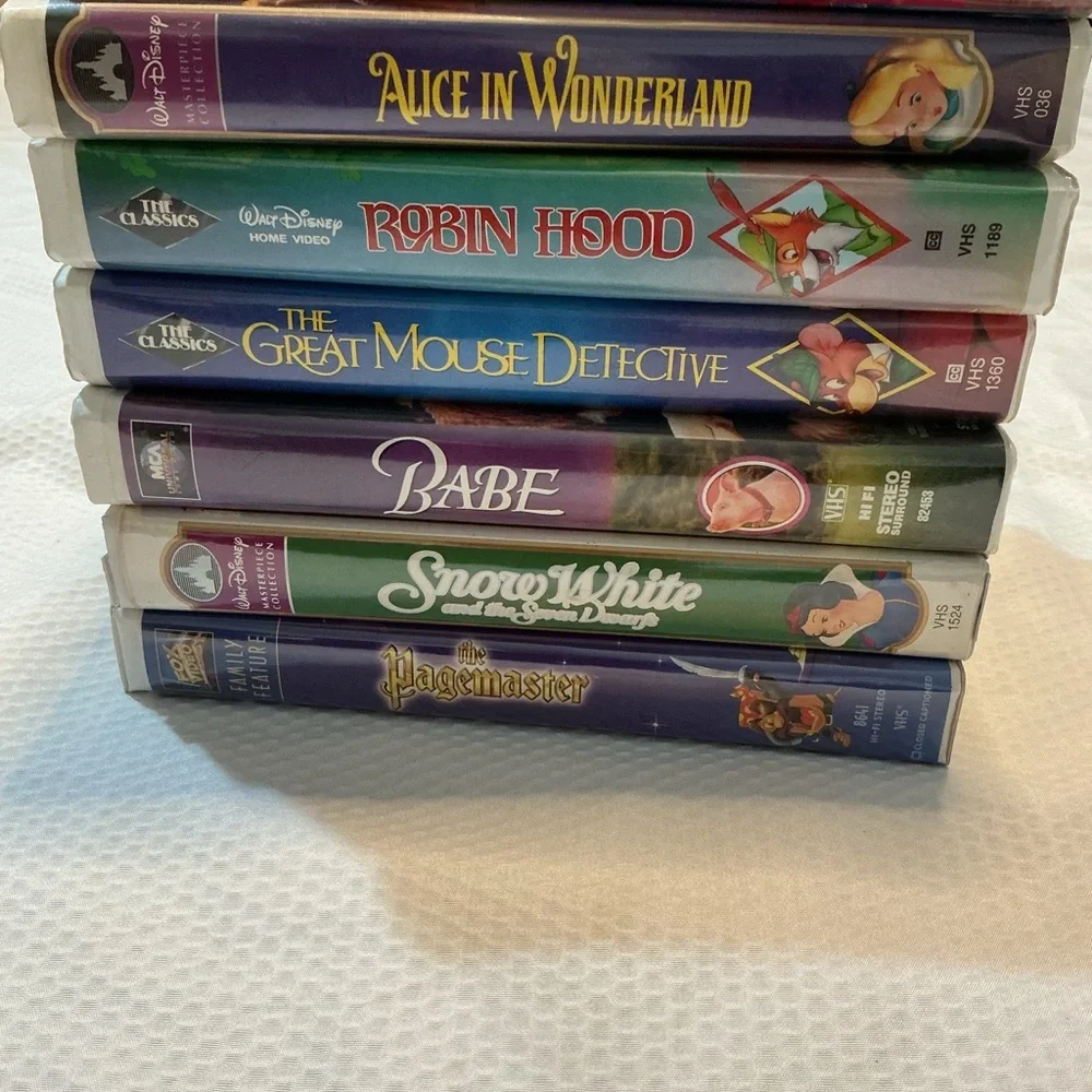 Disney VHS Classic Collection - Multicolor Covers